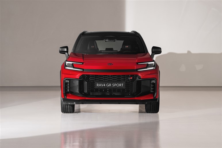 【ヒット確実】「ランドクルーザーFJ」は“小型版250風”デザインに？「RAV4」サイズで400万円切りも期待
