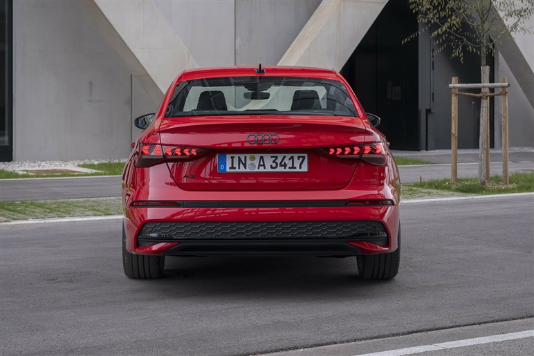 新型アウディ「S3」内装を完全刷新へ。大型ディスプレイと最新デジタル操作系をスクープ