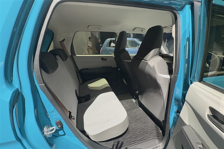 ホンダが新型EV「Nワン・イー」を公開。その無印良品的なコンセプトに想定ユーザーの「ミドル＋20代女性」はついて行けるのか？