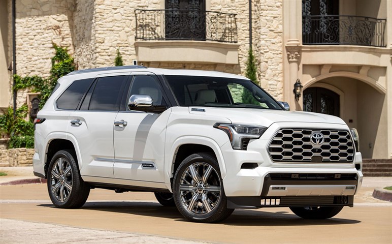 【トランプ関税】で実現しそうな米国からの逆輸入車。大穴「インフィニティ」の上陸を推したいこれだけの理由