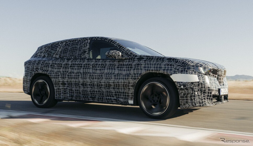 「ノイエクラッセ」第一弾のBMW『iX3』が登場間近！ SNSでの反応は