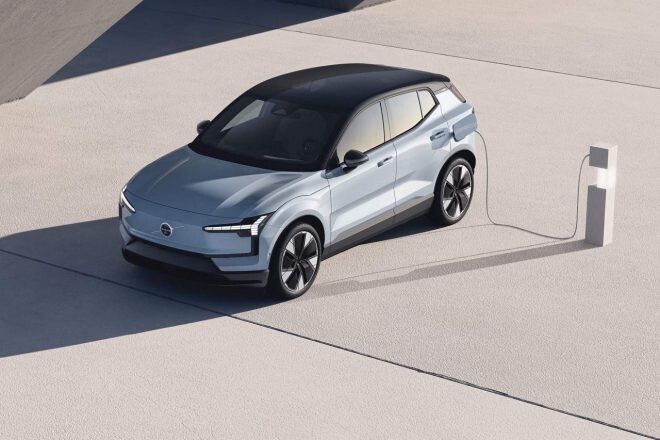 ボルボ史上最小の電動SUV『EX30』発表。10月よりサブスクリプション、11月より通常販売開始