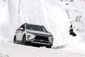 雪上でも安心して走れる三菱エクリプスクロスは4WDを積極的に選びたい