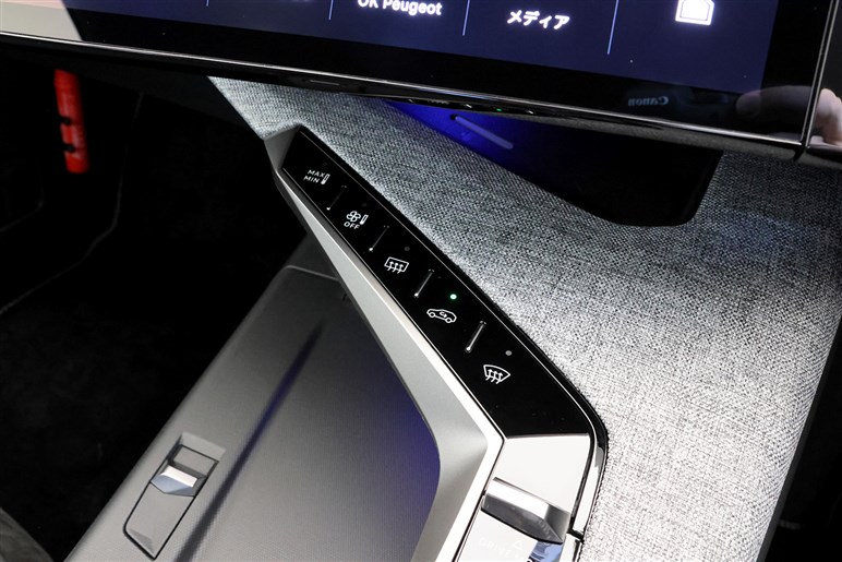 プジョーの新型SUV「3008」登場。ハイブリッド化で本当に良くなったのか？ 走りと装備を正直インプレッション