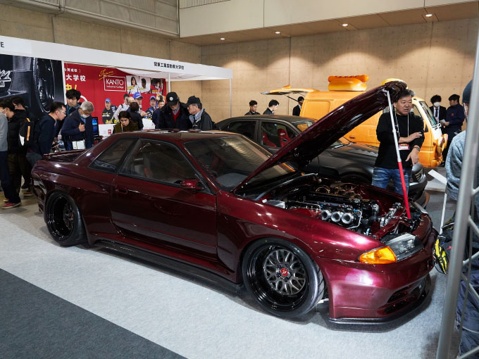 全身カーボンのr32スカイラインgt R Na 6スロで大人のツーリングカーに変身 東京オートサロン カーセンサー 自動車情報サイト 新車 中古車 Carview