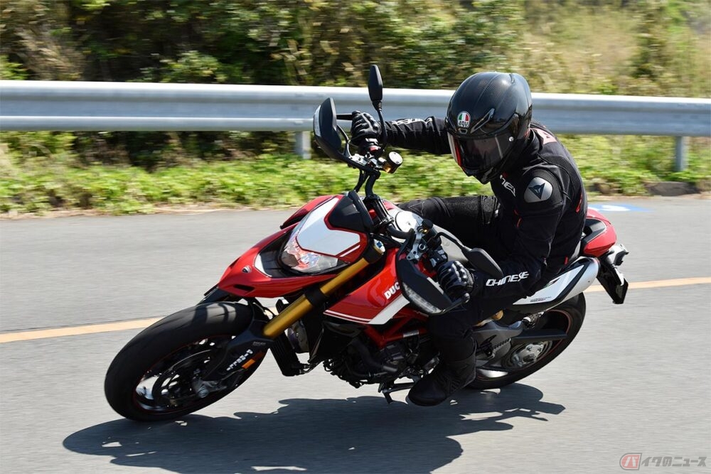 独特のデザインに旨味が凝縮 ドゥカティ ハイパーモタード950sp を堪能するならサーキットが然るべき バイクのニュース 自動車情報サイト 新車 中古車 Carview
