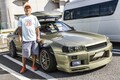 父から受け継いだ日産ER34「スカイライン」をレトロカスタム！ ワークスフェンダーにチェリーテール…懐かしのアイテムを搭載して唯一無二のスタイルに