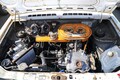ホンダ初代「ライフ」を3台所有！ 2001年生まれオーナーの旧車親孝行生活とは