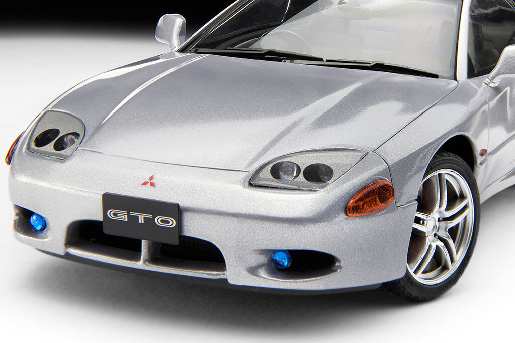 この手際の良さ、神か悪魔か!?タミヤ製プラモ「三菱GTO」を後期型に改造する！前編【モデルカーズ】