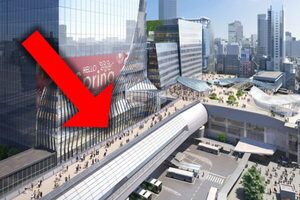 「線路の真上を歩く」渋谷駅の新ルートが斬新すぎる!? まるで“空中散歩” 谷間を貫く「スカイウェイ」を体験！
