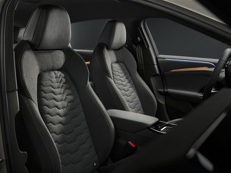美形すぎるアウディ新型「A6／S6 e-tron」独で発表！ 命名ルール変更でガソリン仕様はどうなる？