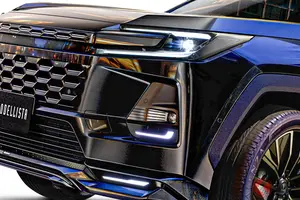 7年ぶり全面刷新！ トヨタ新型「RAV4」“超精悍エアロ仕様”初公開！ めちゃ“光る”イルミネーションもイイ「モデリスタ」登場