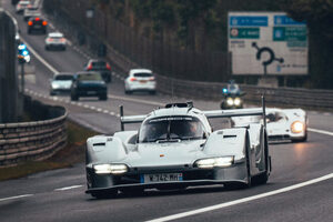 ポルシェ、公道を走れるレースカー『963 RSP』発表。50年前に誕生の917ロードカーをオマージュ