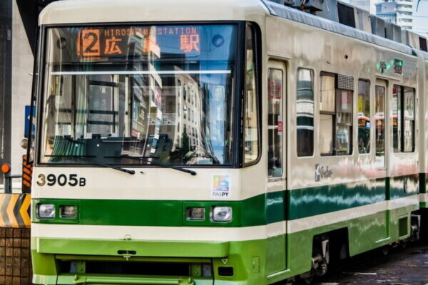 「駅前大橋ルート」開業後も激変!? 廃止される広電の地上ルート「隣の電停も休止」のワケ 来春には“ぐるぐる回る”