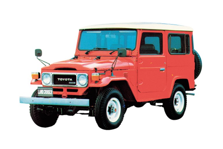 【シブすぎる】名車“ヨンマル”がV8化で再誕！ 北米チューナーが仕上げた「FJ40」のレストモッドが登場