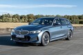 【宿命の対決】高級感と性能を備えたエレガントなステーションワゴン対決　BMW3シリーズ対メルセデスCクラス　僅差で勝利したのは？