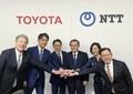 トヨタとNTT、通信基盤の構築で協業　5000億円投資　AIや光通信活用で交通事故ゼロ社会へ