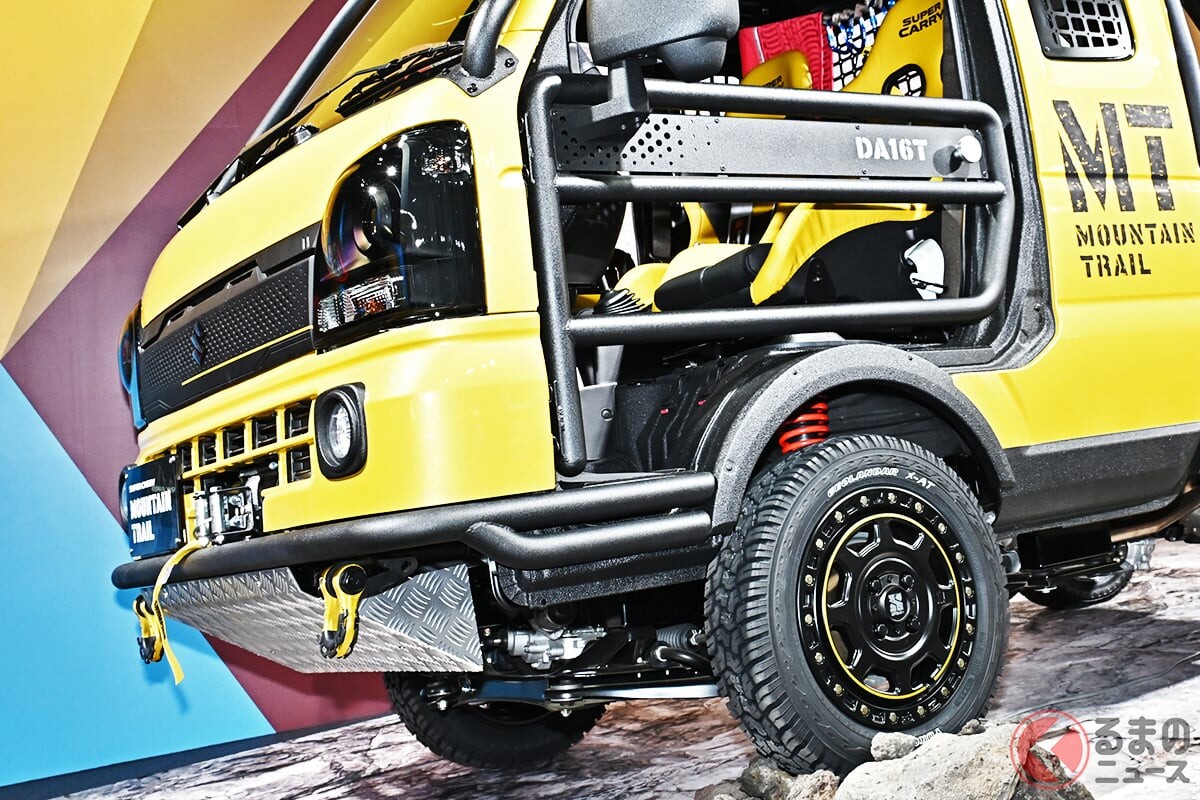 スズキの斬新「“SUV”軽トラ」に注目！ “精悍”ドア×“タフ”なアシで「ジムニー」超えの“スーパー”キャリイ!? 超カッコいい“ゴツゴツ”コンセプト「マウンテントレイル」の正体とは