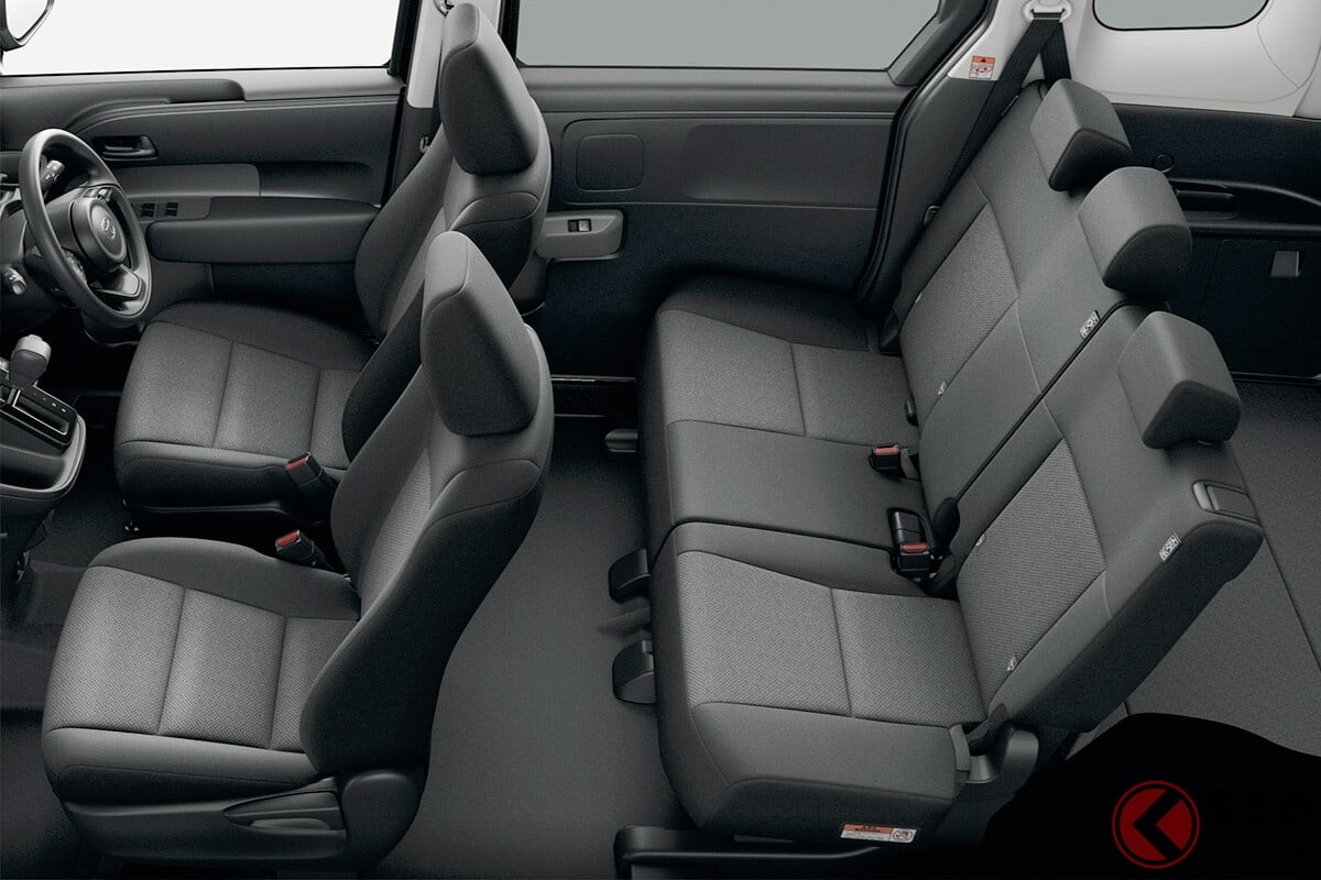 新車207万円で「5人」乗れる！ トヨタ「“最安”コンパクトミニバン」に注目！ 電動パーキングにレーダークルーズも完備！ コスパ最高な「シエンタX」何がいい？