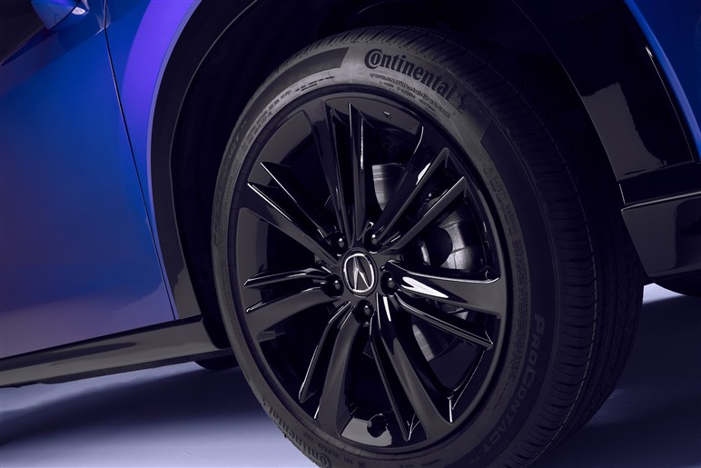 ホンダの高級ブランドが新型SUV「ADX」を発表。クセ強め“アメリカン顔”の衝撃や背景とは？