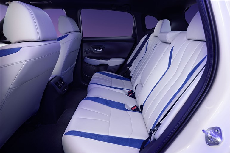ホンダの高級ブランドが新型SUV「ADX」を発表。クセ強め“アメリカン顔”の衝撃や背景とは？