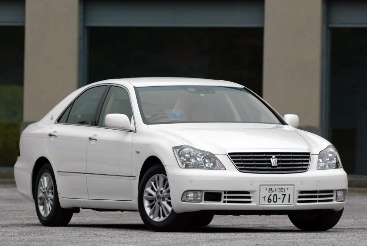 65年で15代の超長寿車クラウン マニアが独断と偏見で選ぶトップ５ Web Cartop 自動車情報サイト 新車 中古車 Carview