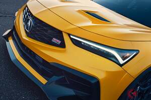 ホンダの「“2人乗り”4ドアセダン」がスゴかった！ ド派手なエアロ×軽量ボディ採用！ パワフルなVTECターボ搭載「アキュラ インテグラ タイプS HRC」米国モデルに注目！