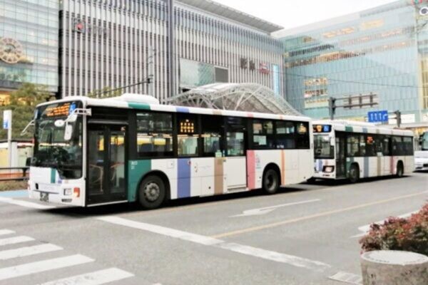 「自前の改造EVバス」じゃない！ 西鉄ついに「新車の国産EVバス」を九州初導入