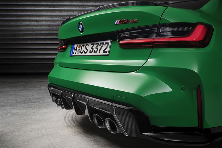 BMW新型「M3 EV」の車重はまさかの2.7トン!? プロトタイプから見えた驚きの中身とは