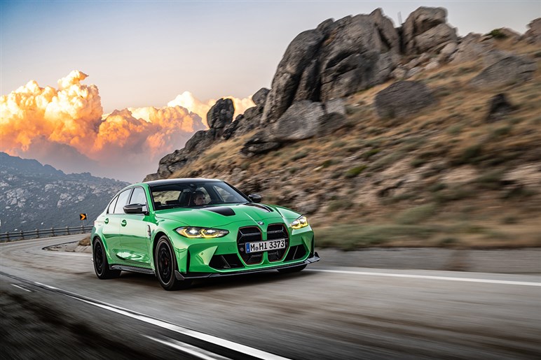 BMW新型「M3 EV」の車重はまさかの2.7トン!? プロトタイプから見えた驚きの中身とは