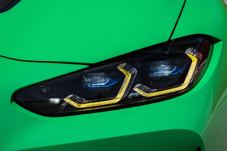 BMW新型「M3 EV」の車重はまさかの2.7トン!? プロトタイプから見えた驚きの中身とは