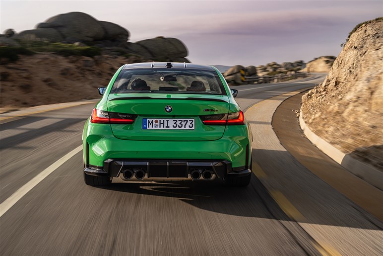 BMW新型「M3 EV」の車重はまさかの2.7トン!? プロトタイプから見えた驚きの中身とは