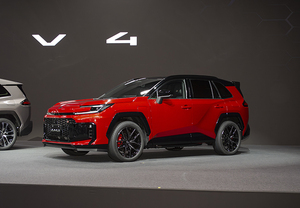 【新型モデル詳報】累計生産台数1500万台、人生を輝かせるクルマ。新型トヨタRAV4が世界で愛される理由