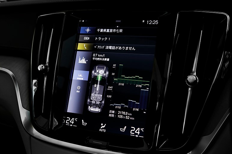 ボルボ「S60」PHEV試乗。高めの価格をボルボの魅力で埋められるか？