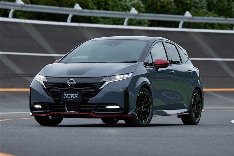 【快速4WDホットハッチ】オーラNISMO、マイチェンで待望の四駆追加！ デザインもアップデート