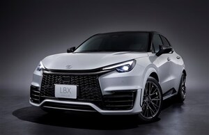 【会長の愛車!?】304馬力ターボ×4WDに6MTも！ レクサス「LBX MORIZO RR」発表。650万円から