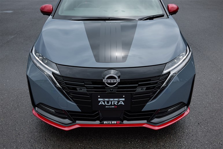 【快速4WDホットハッチ】オーラNISMO、マイチェンで待望の四駆追加！ デザインもアップデート