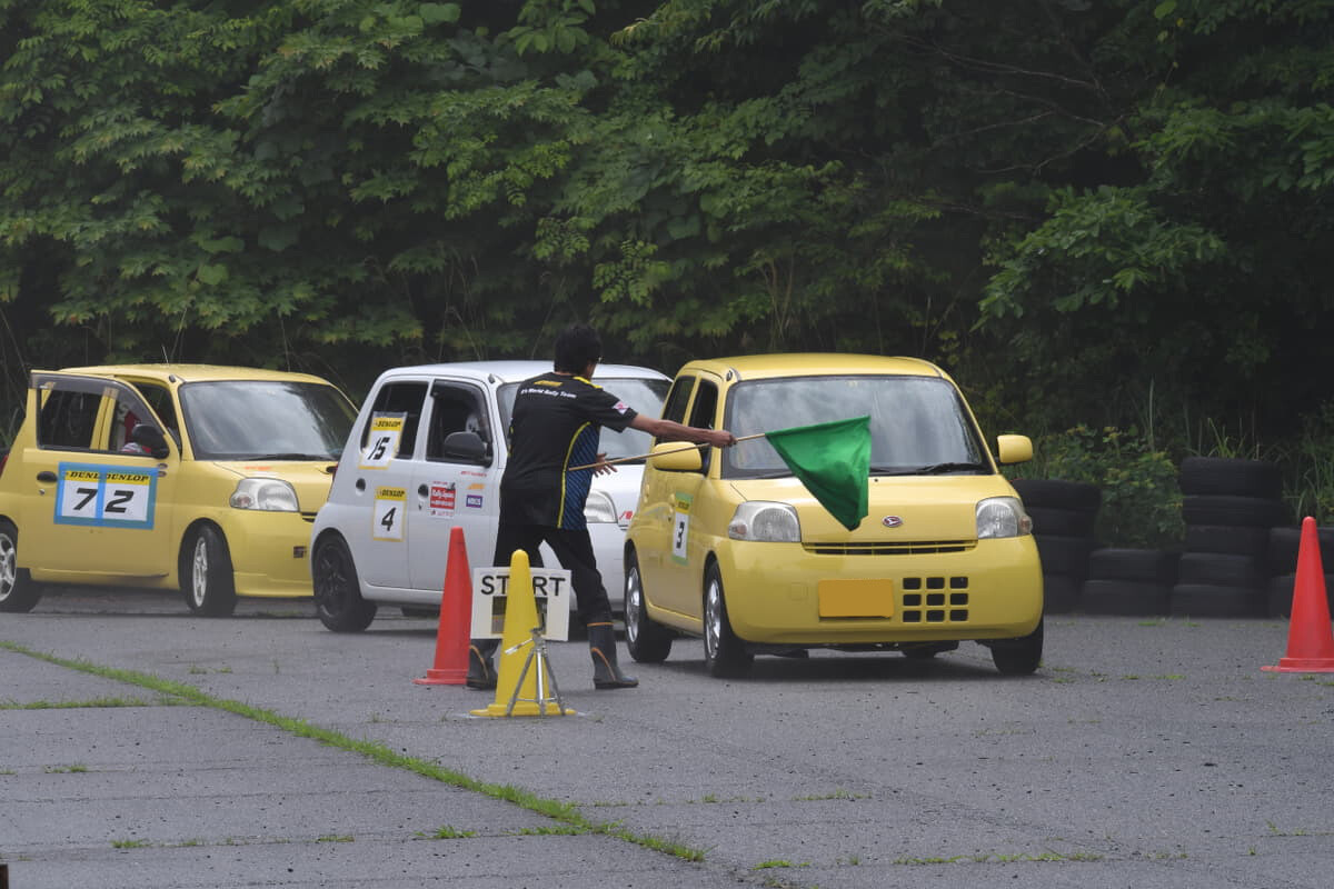 ダイハツ・エッセだけのワンメイクレース！ ジムカーナに林道アタック、サーキットトライアルもやる「ESSE CUP」の全容（Auto Messe  Web） | 自動車情報・ニュース - carview!