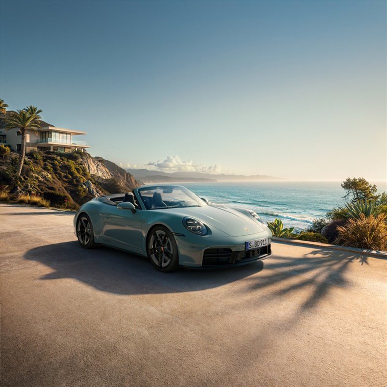 ポルシェが改良型レースマシンの今夏発表を予告！ 新型「911 GT3カップ」登場。空力と走りを刷新