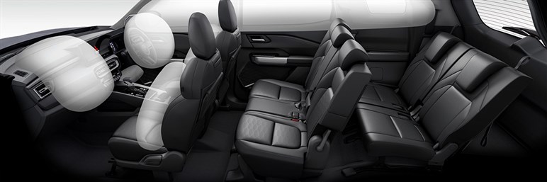 三菱が新型SUV「デスティネーター」公開。デザイン好評も、「パジェロ復活」を期待するユーザーからは落胆の声