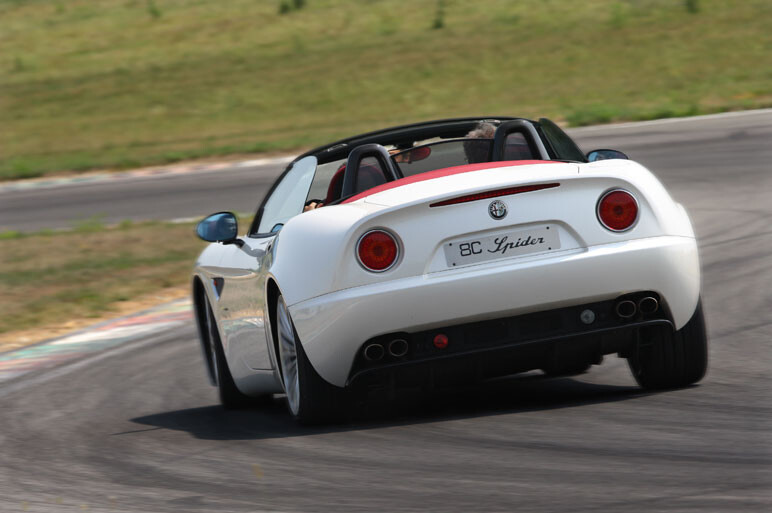 アルファ8Cスパイダー クルマの快楽ここにあり