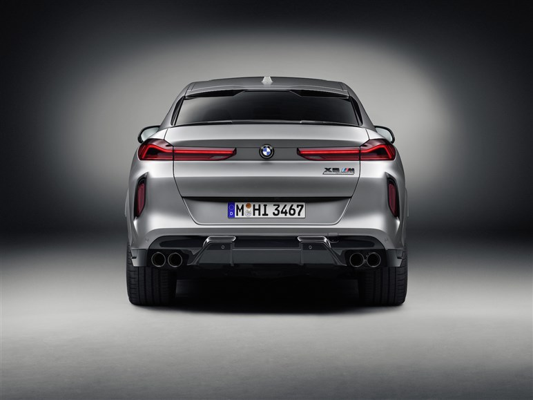 スーパーカー顔負けの超絶スペック。BMW新型「X6／X6M」発売。1622から