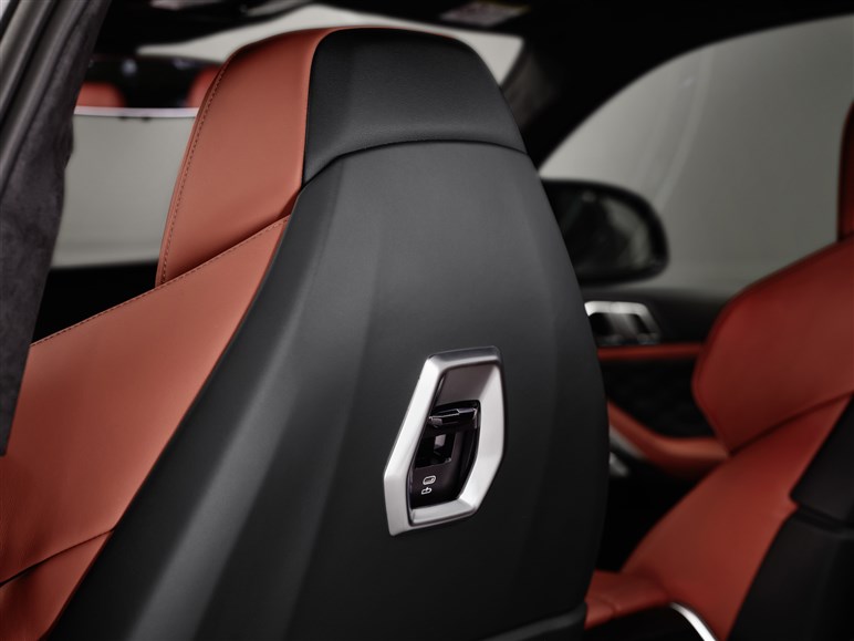 スーパーカー顔負けの超絶スペック。BMW新型「X6／X6M」発売。1622から
