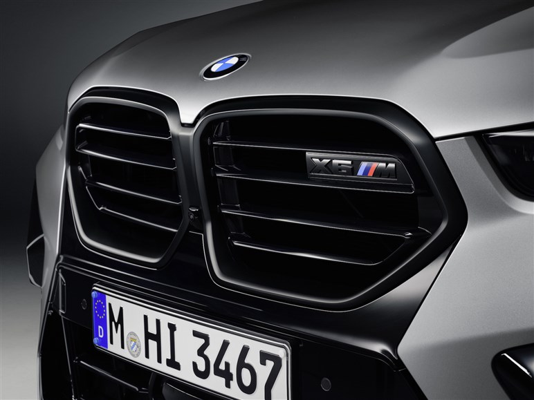スーパーカー顔負けの超絶スペック。BMW新型「X6／X6M」発売。1622から