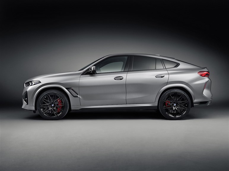 スーパーカー顔負けの超絶スペック。BMW新型「X6／X6M」発売。1622から