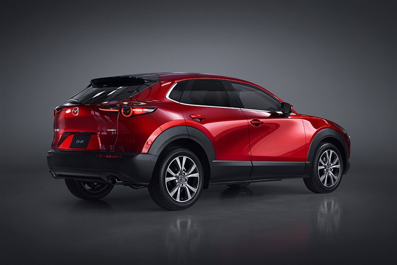 マツダ CX-30 ベーシックなガソリンで十分。プロアクティブでも装備は充実