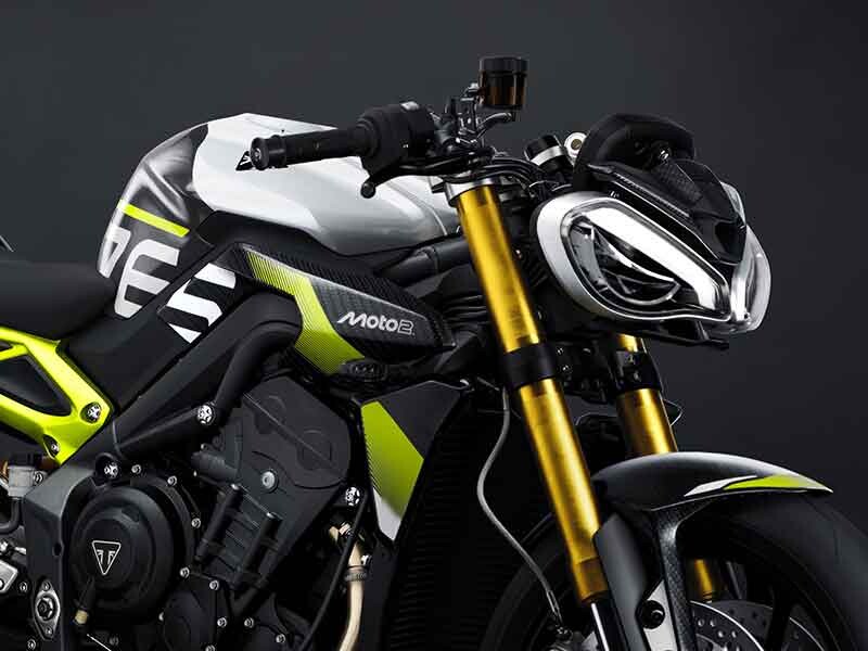 【トライアンフ】STREET TRIPLE 765 究極のサーキットウェポン「RX」、限定生産「Moto2（TM）エディション」を発表