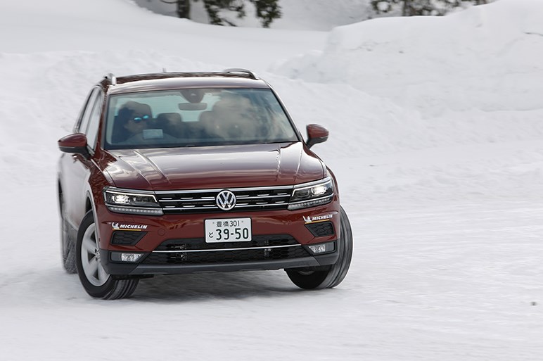 雪上で堅実な性格を改めて感じる　思いっきり安定志向のパサートオールトラックと地味なティグアン