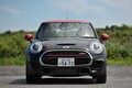 MINI ジョン・クーパー・ワークス、箱根でみせた最強モデルの走り