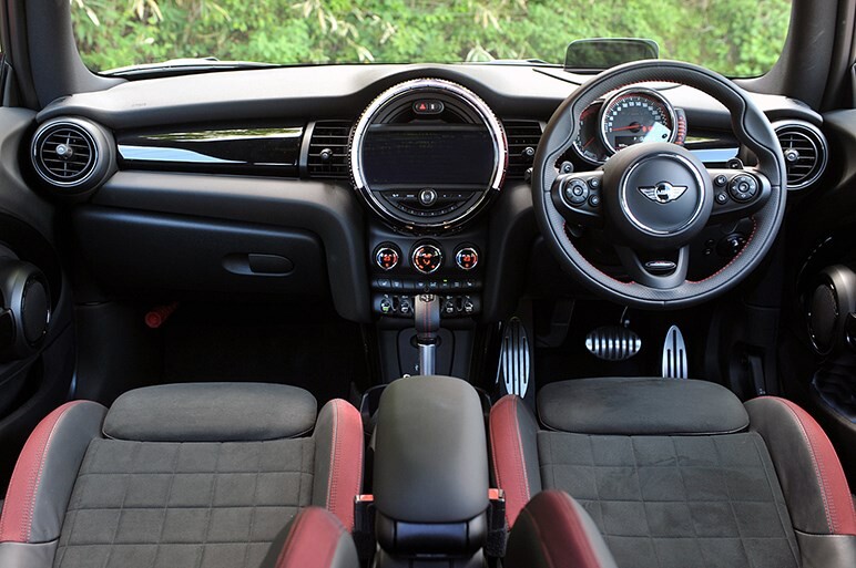 MINI ジョン・クーパー・ワークス、箱根でみせた最強モデルの走り